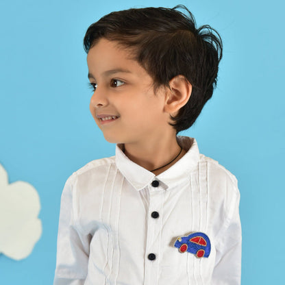 Handmade blue car brooch for kids — Happy Wheels | Little Pink Llama India